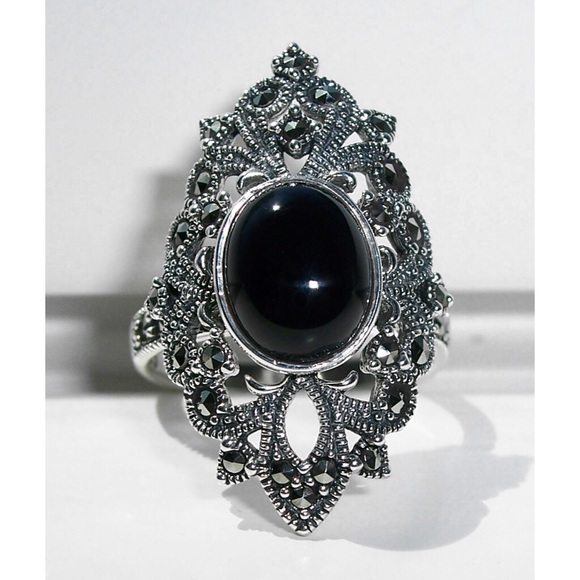 925 STERLING SILVER Black Onyx Marcasite Ring - Picture 1 of 15
